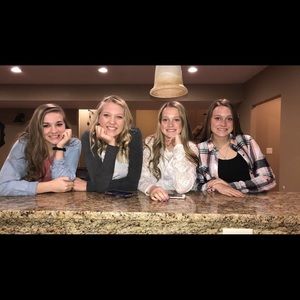 Meet your Posher, Makenna